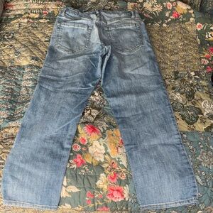 Relaxed Fit Junior’s Jeans in Light Blue Wash